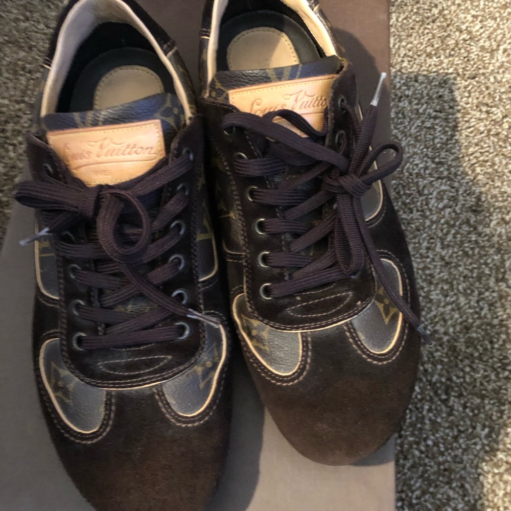 Louis Vuitton sneakers men’s 6.5